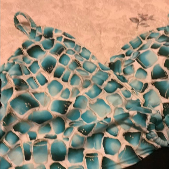 Cristina large women’s swimsuit - Picture 3 of 5